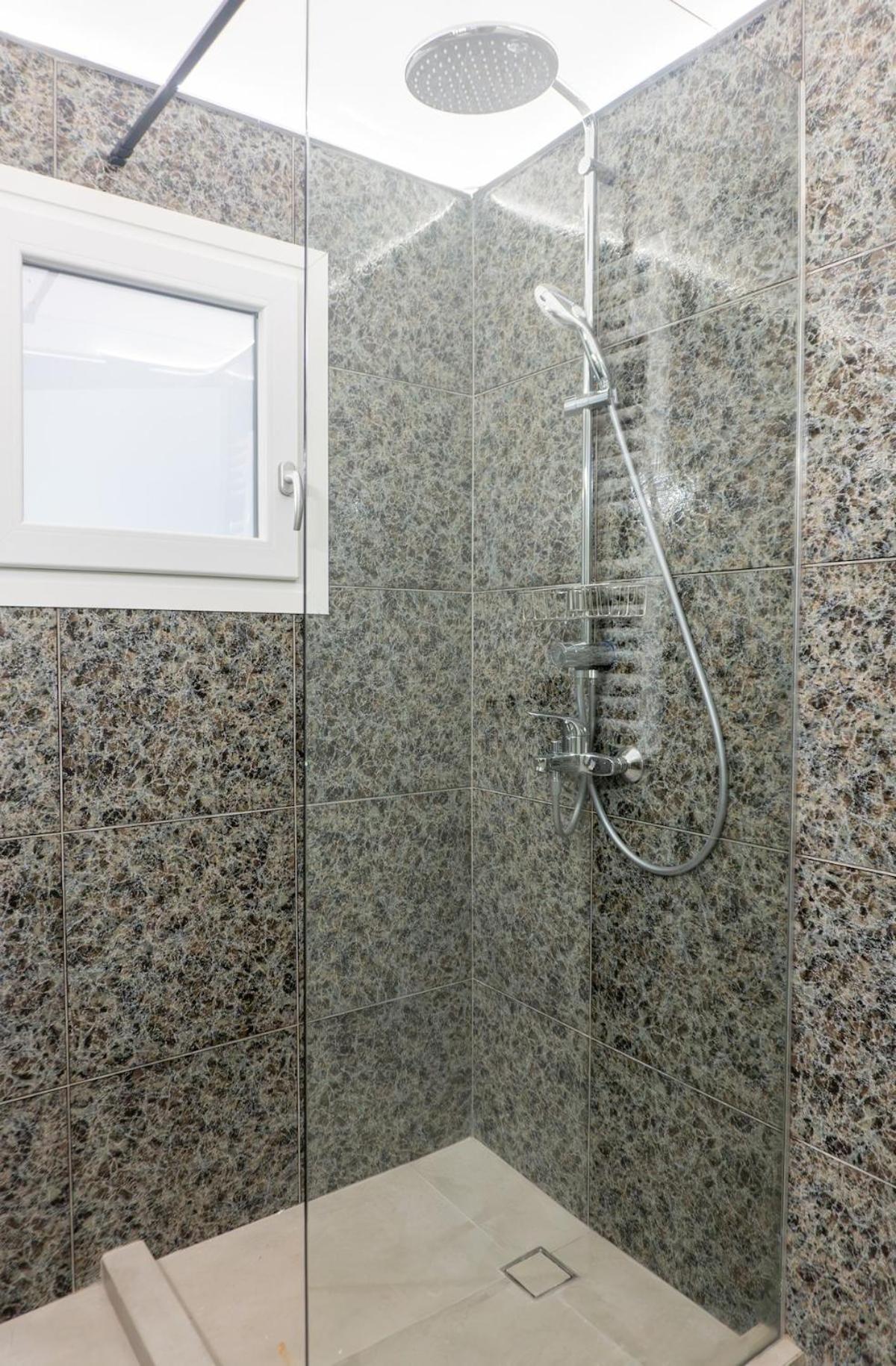 50 Steps Metro Kato Patisia Renovated Athens Apt المظهر الخارجي الصورة