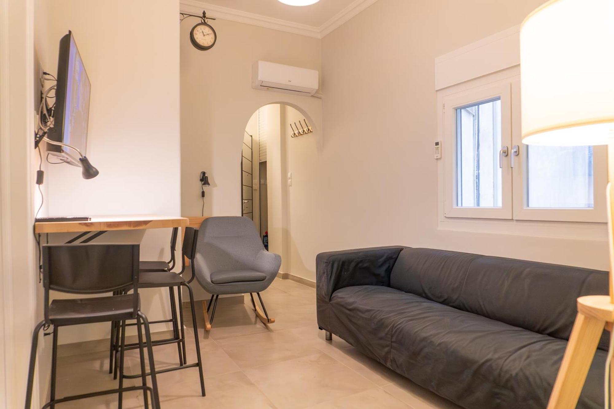50 Steps Metro Kato Patisia Renovated Athens Apt المظهر الخارجي الصورة